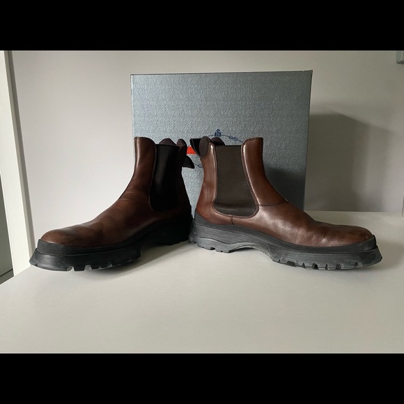 Prada Men’s Pull up Brown Leather Monolith Chunky Lug Sole Boot - Picture 5 of 6